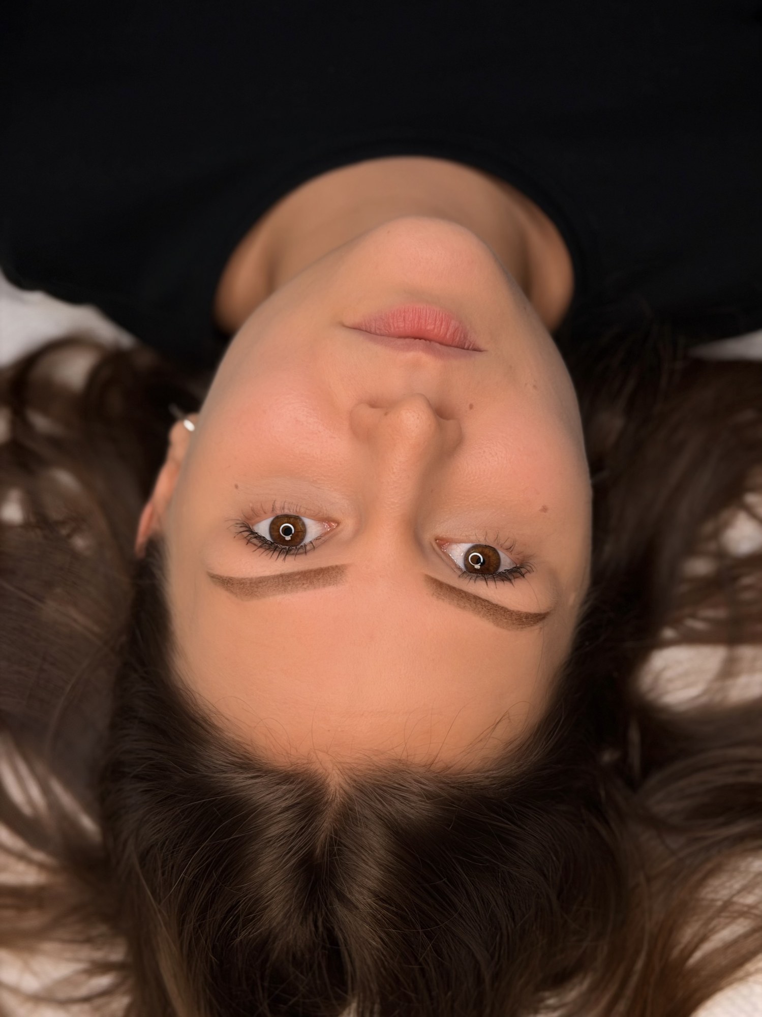 Healed soft natural brows